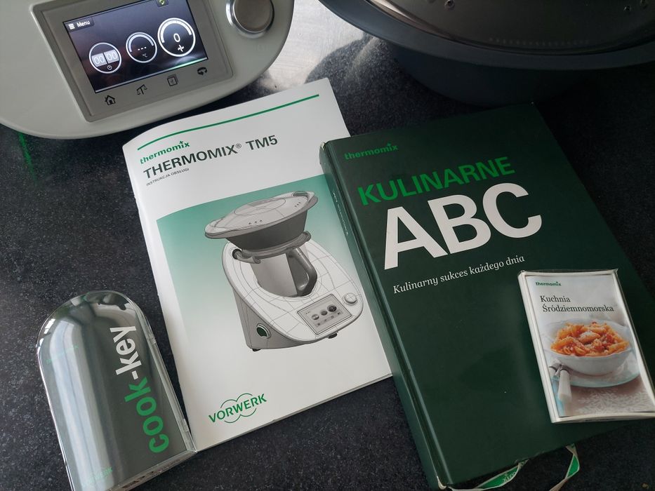 Thermomix TM5 - stan bardzo dobry, komplet akcesoriów