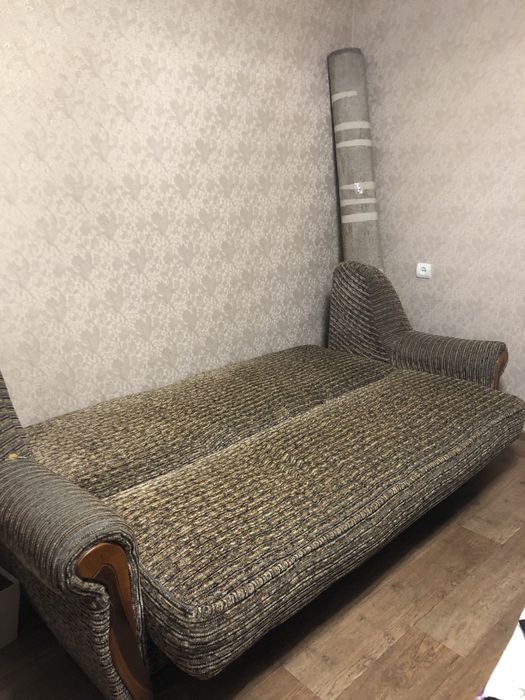 Продам диван+2 крісла