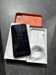 iPhone 11 white 128 gb
