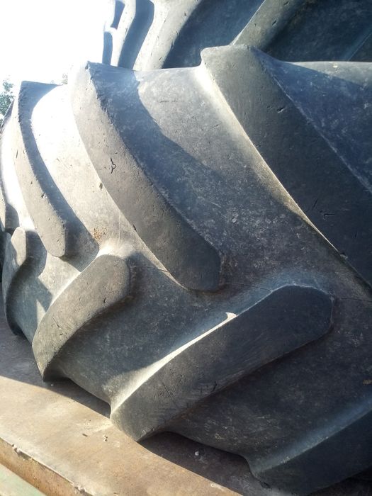 Opony 650/65 r42, 560/65 r30. Michelin multibib