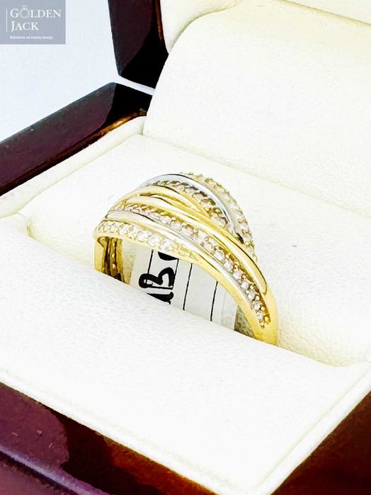 Złoty pierścionek z cyrkoniami złoto pr. 585 waga 2,13 g rozmiar 16