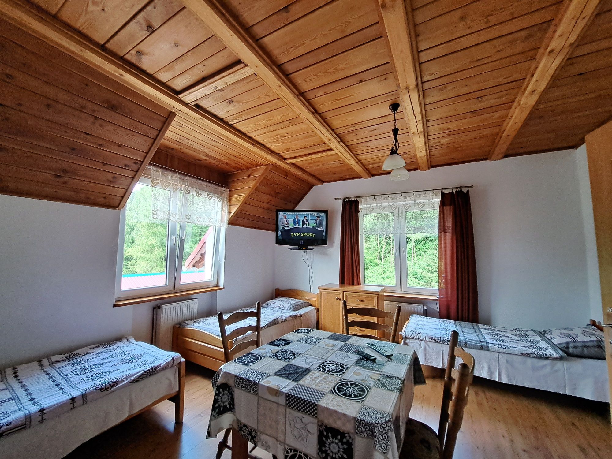 Góry, Międzygórze, pokoje, camping, noclegi, Snieznik, agroturystyka