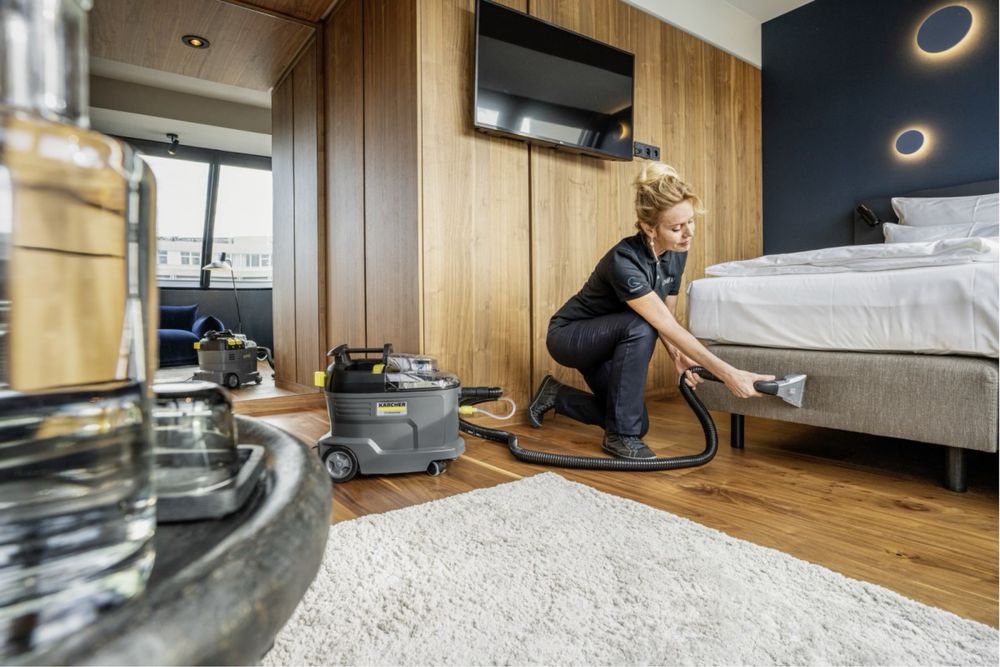 Оренда миючого пилососа Karcher Puzzi 8.Хімчистка.Хімчистка авто