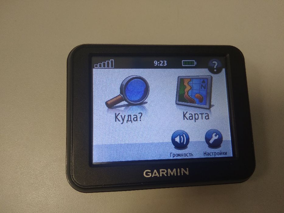 Навигатор Garmin nuvi 30 + карты + флешка