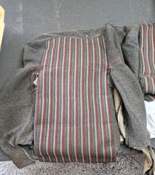 Várias capas / tecidos dos bancos Peugeot 205 XS