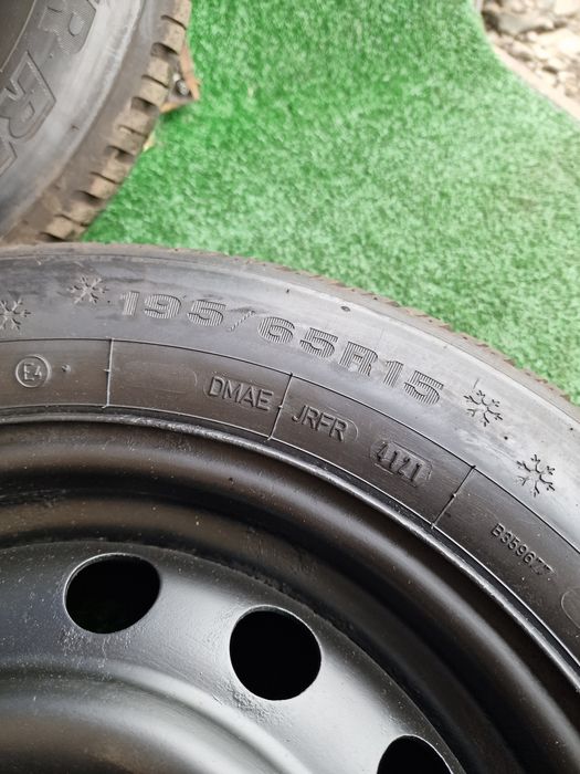 Koła zimowe 15 5×114.3 Hyundai i20 i30 Santa Fe Kia Ceed Rio 8mm 2021r