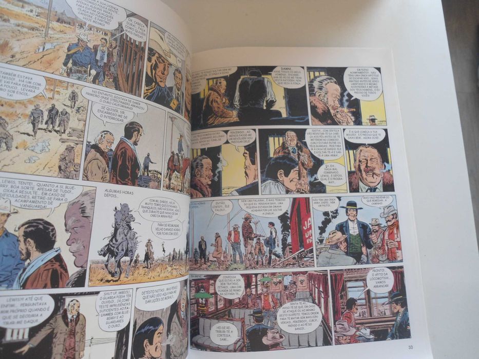 O Cavalo de Ferro -Blueberry por Charlier Giraud