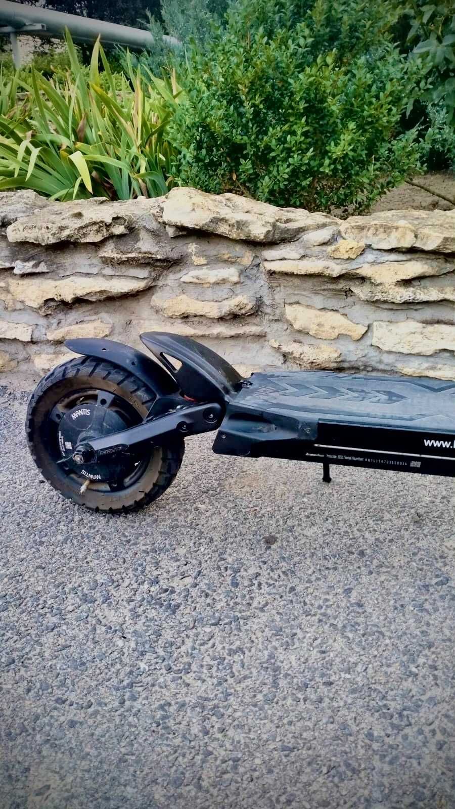 Електричний самокат KAABO MANTIS 10
