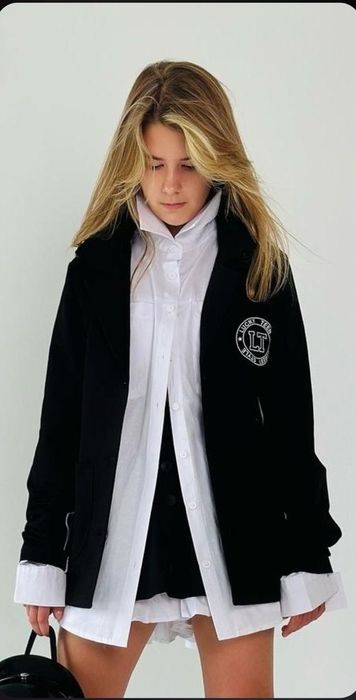 Шкільний трикотажний піджак чорний 146/152