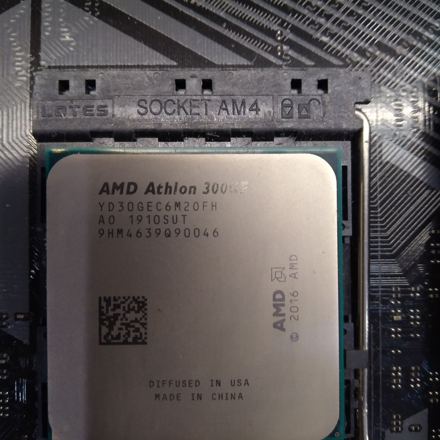 Процессор AMD Athlon 300GE 3.4GHz