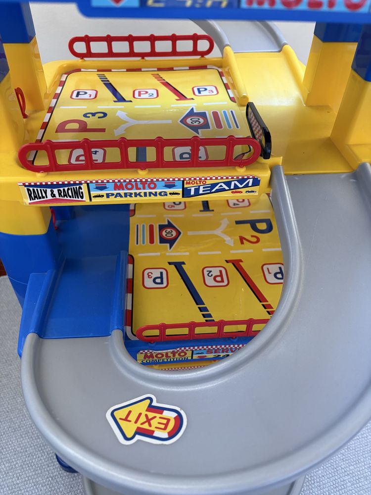 Pista de carros brinquedo