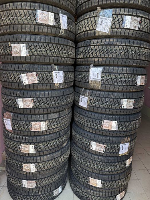 Посилена зимова шина Lassa WINTUS 2, 225/65R16C 112/110R - 2025 року