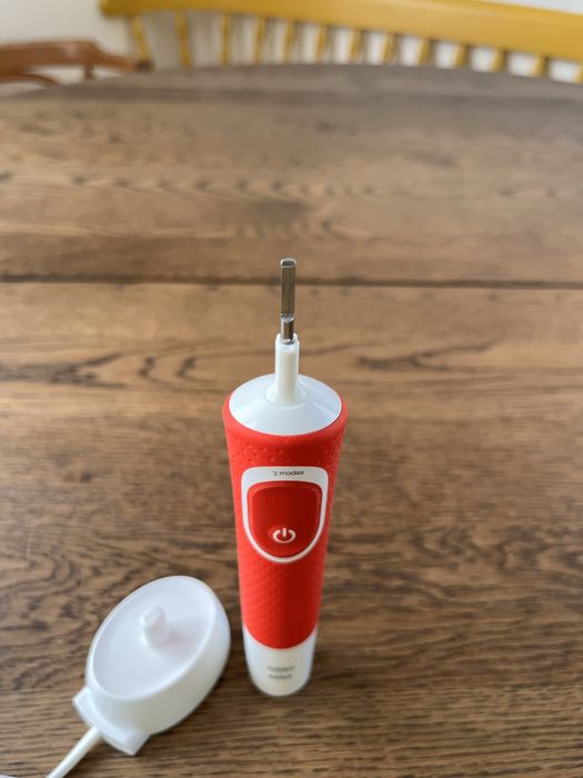 Szczoteczka elektryczna dla dzieci