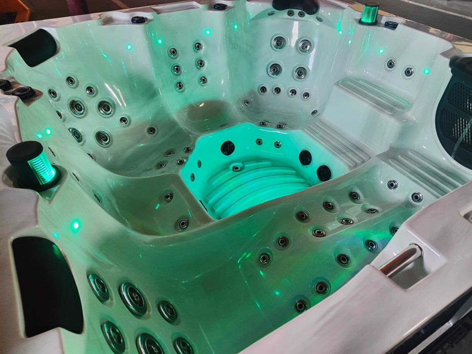 Jacuzzi ogrodowe USA, BALBOA , Gecko ,mini basen ogrodowy