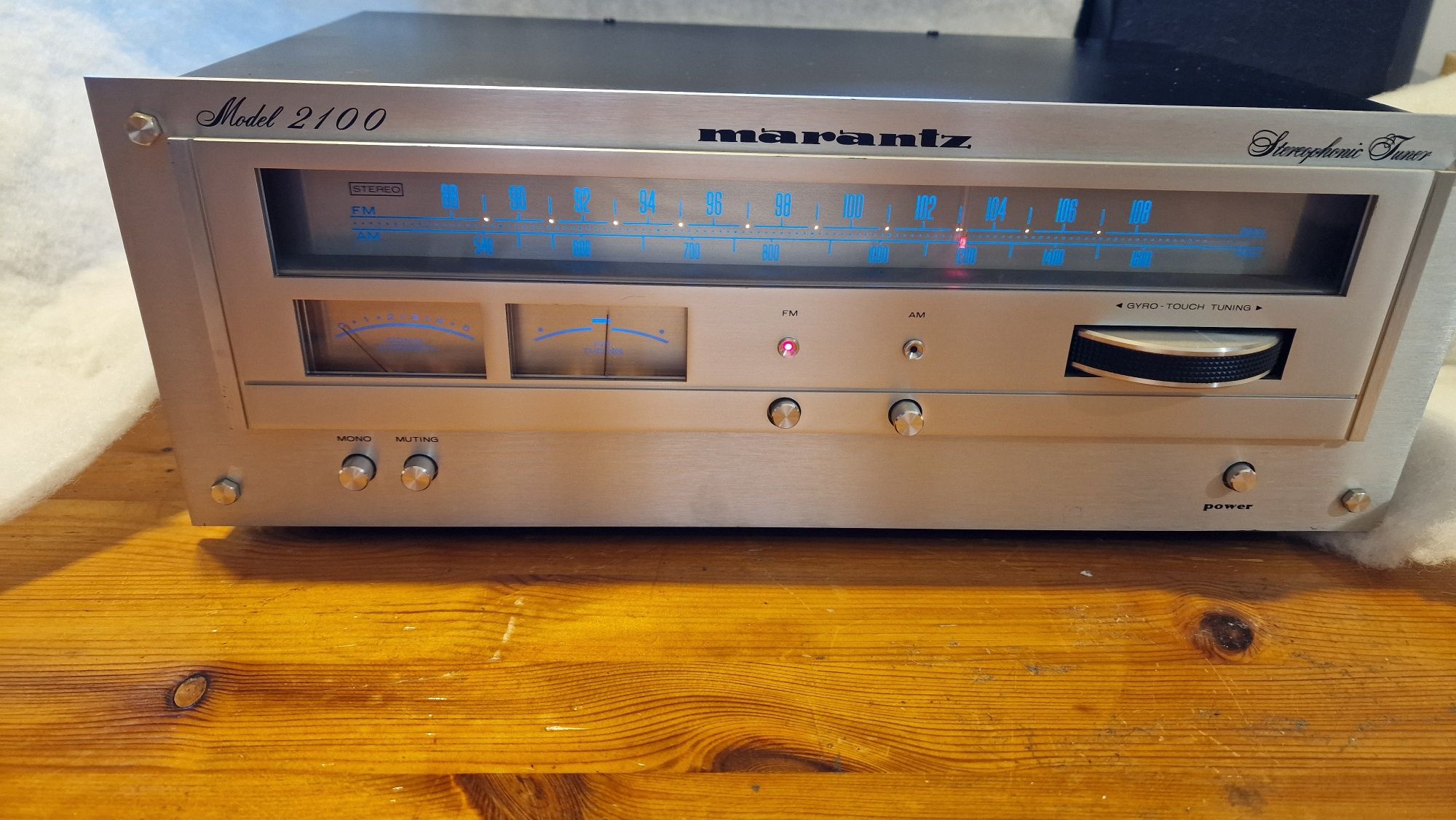 Marantz  model 2100