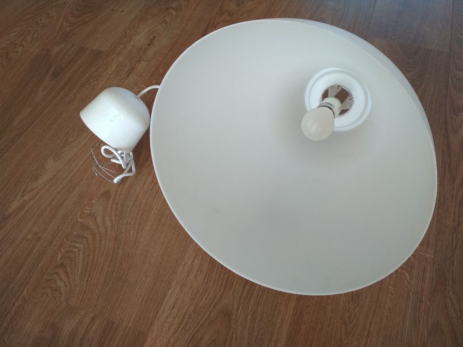 Candeeiro Ikea suspenso branco