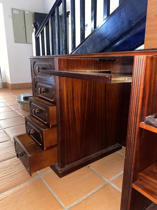 Secretaria de madeira macica