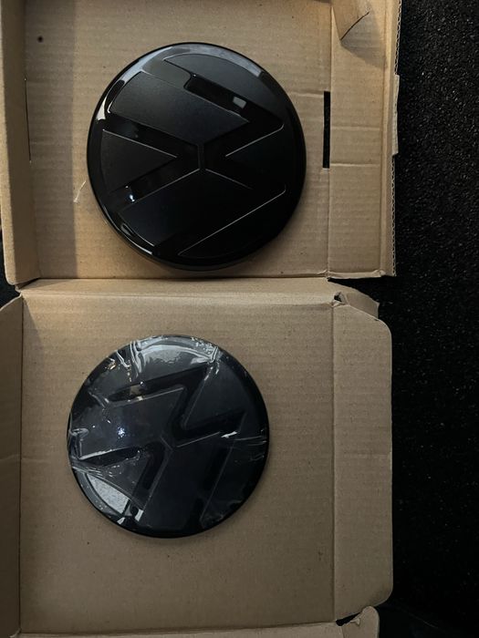 Passat b8 значок, попільничка, центральна консоль