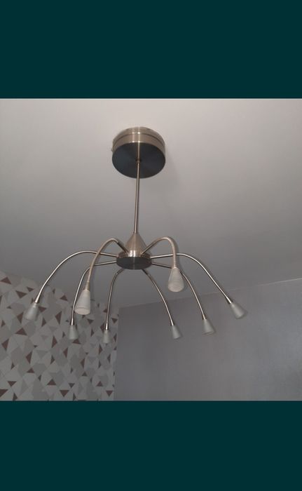 Lampa sufitowa typu pająk