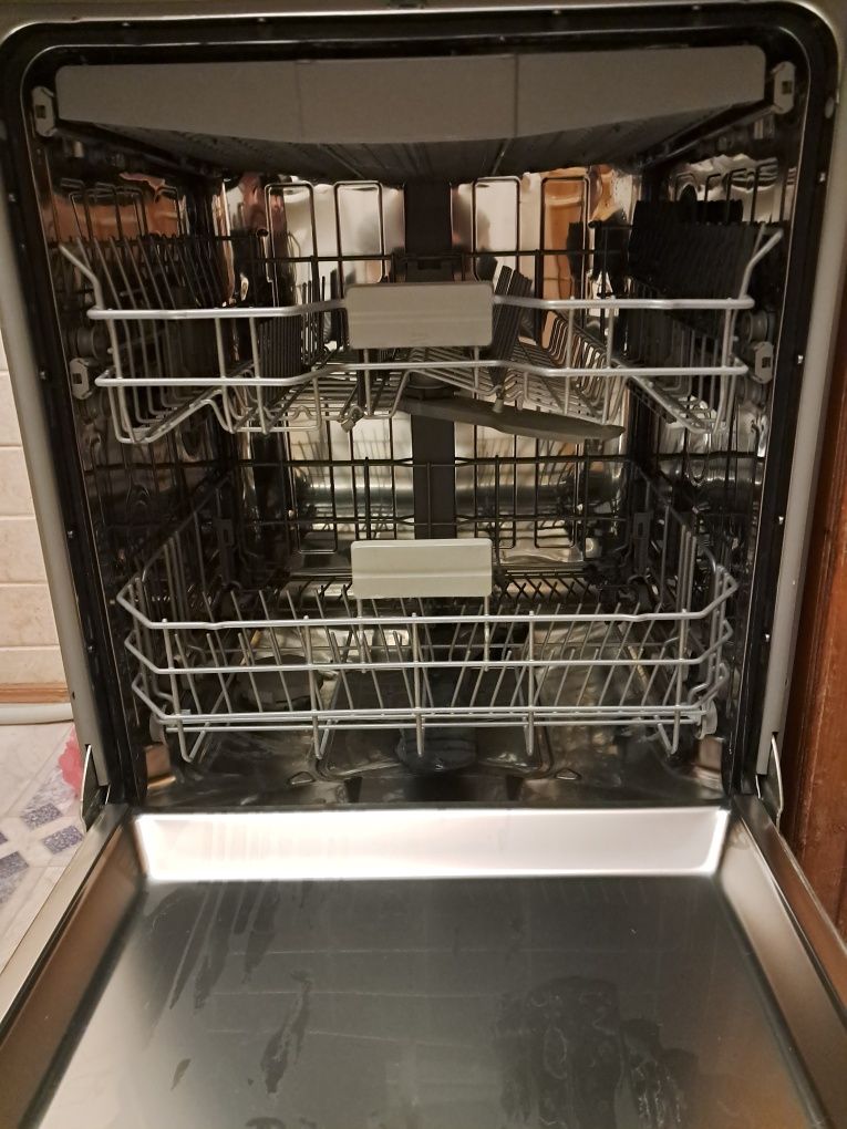Посудомийка Beko BDFN26520XQ