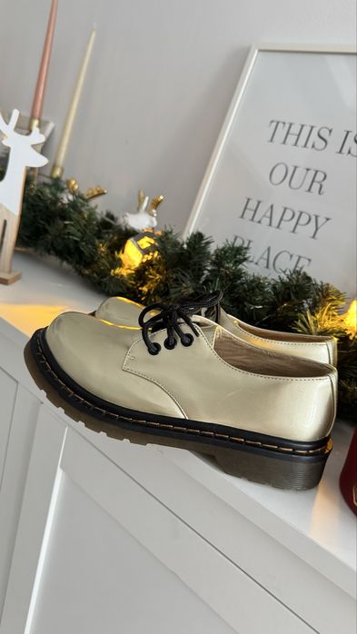 Трендові  мартінси оксфорди  на товстій підошві