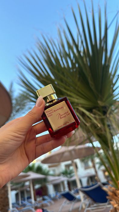 Парфюми Baccarat Rouge та Maison Francis Kurkdjian 724 Eau de Parfum