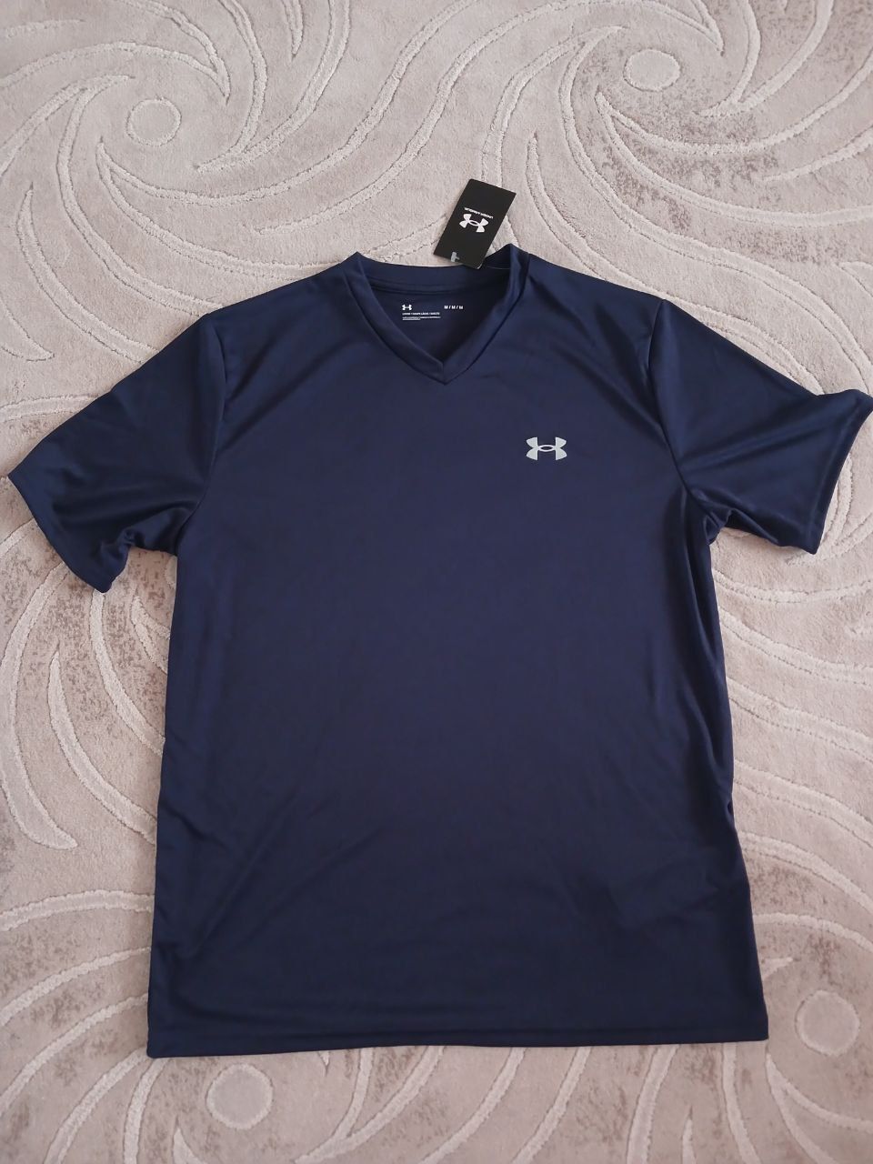 Мужская футболка. Фирма:Under Armour.