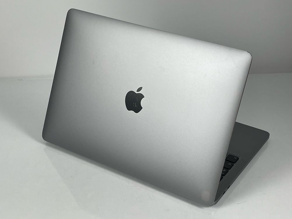 Apple MacBook Pro 13 16GB RAM 512GB SSD M.2 Touch Bar/ID Laptop Szary