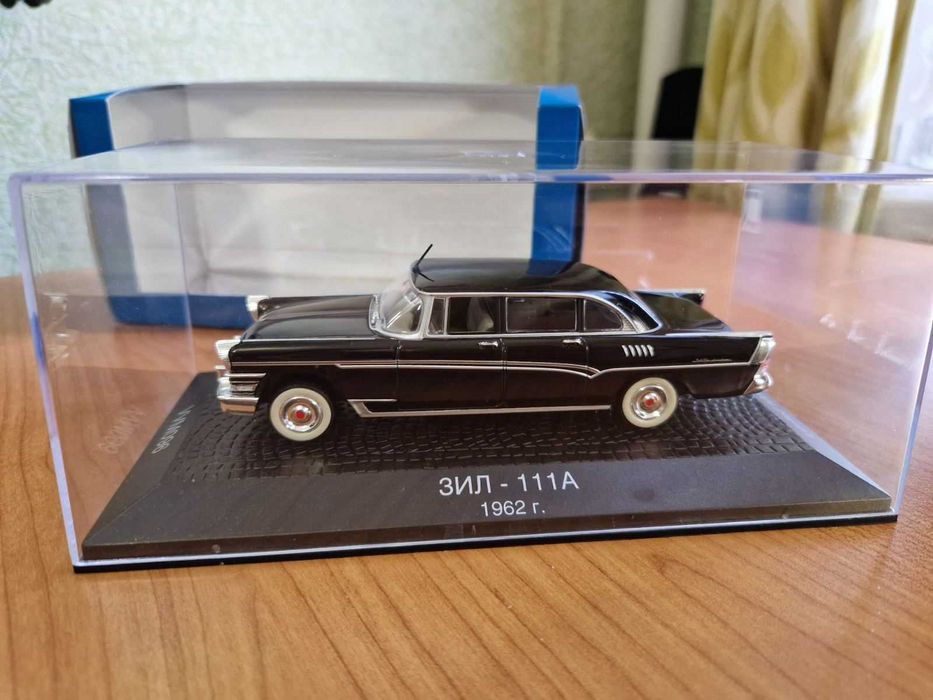 ЗиЛ 111 А 1962 модель автомобиля 1:43 VVM