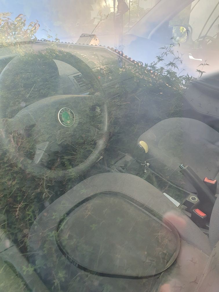 Vendo Skoda Fabia 1.4 URGENTE LER..