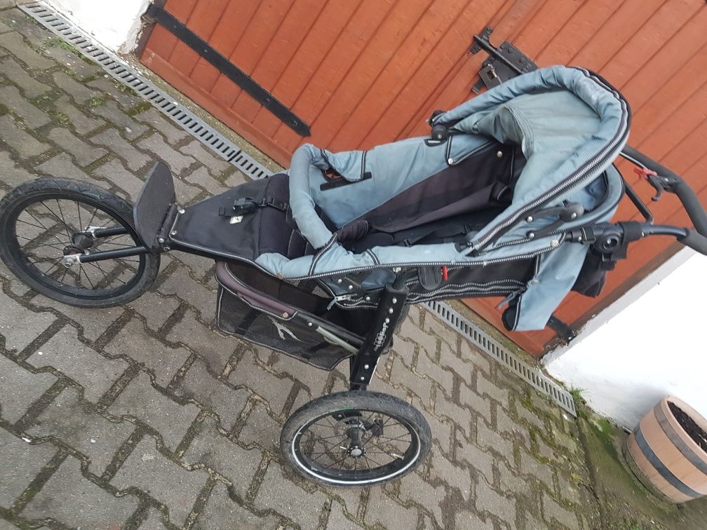 Wózek biegowy  spacerowy TFK Joggster  duże koła do biegania