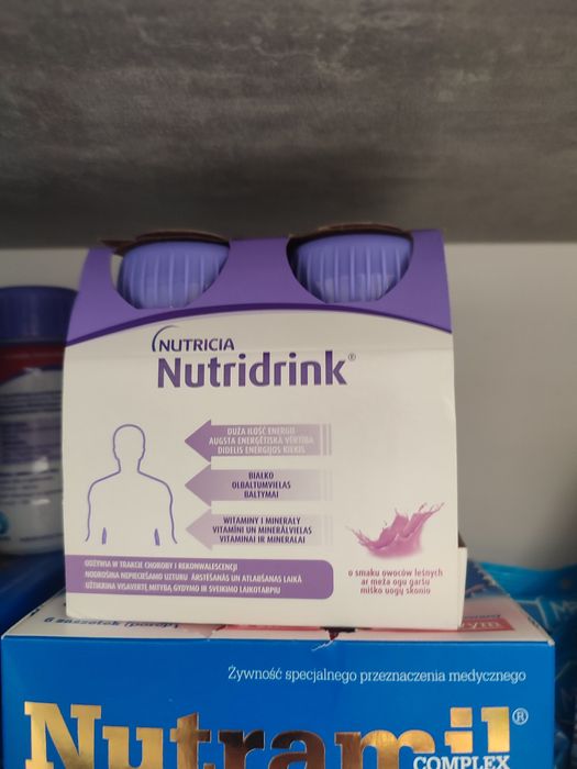 Nutridrink o smaku owoców leśnych, 3 opakowania po 4 x 125 ml