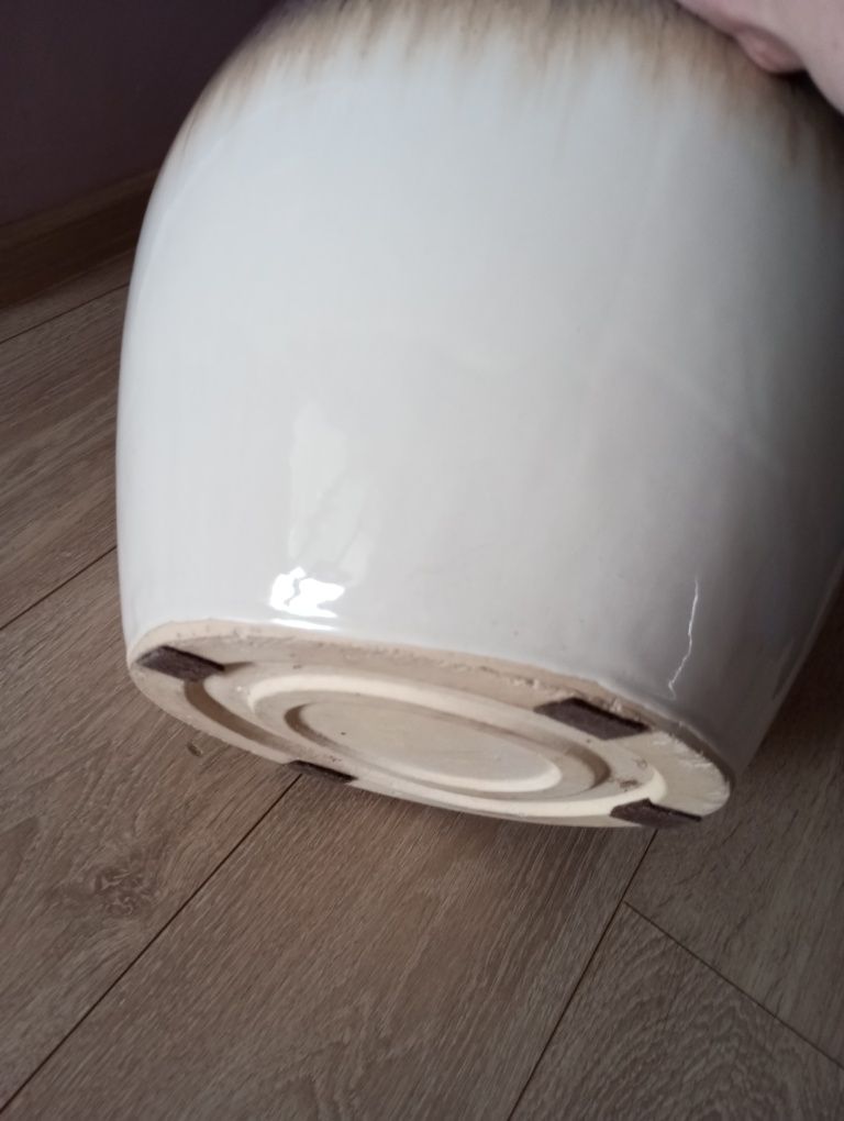 Duża donica ceramiczna
