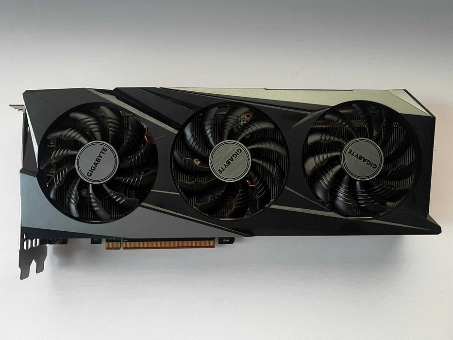 Відеокарта GIGABYTE Radeon RX 6700 XT GAMING OC 12G