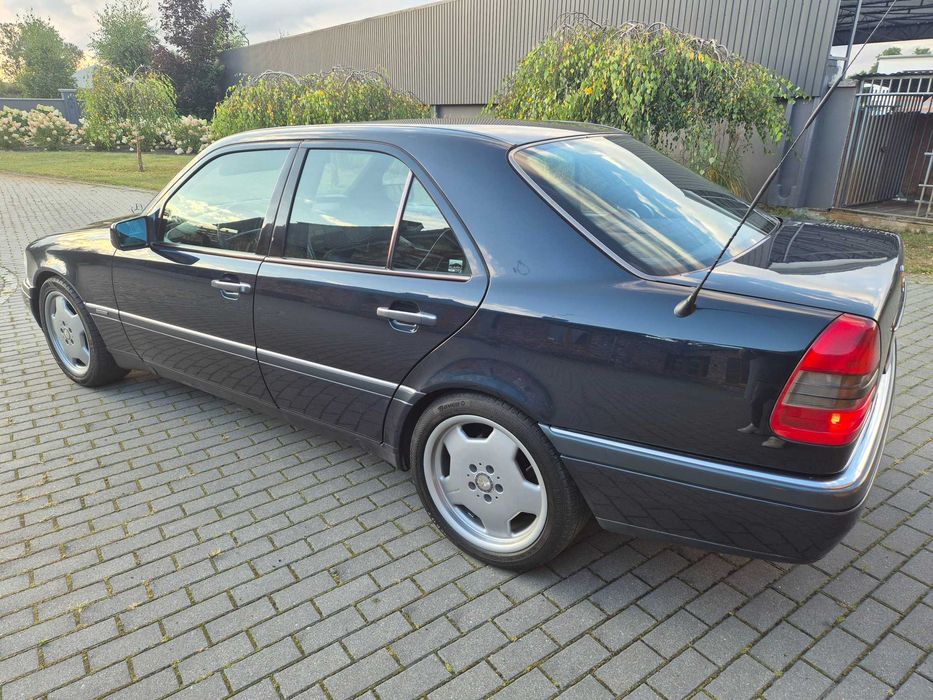 Mercedes C280 klasyk rzadki egzemplarz Niemiec zamiana