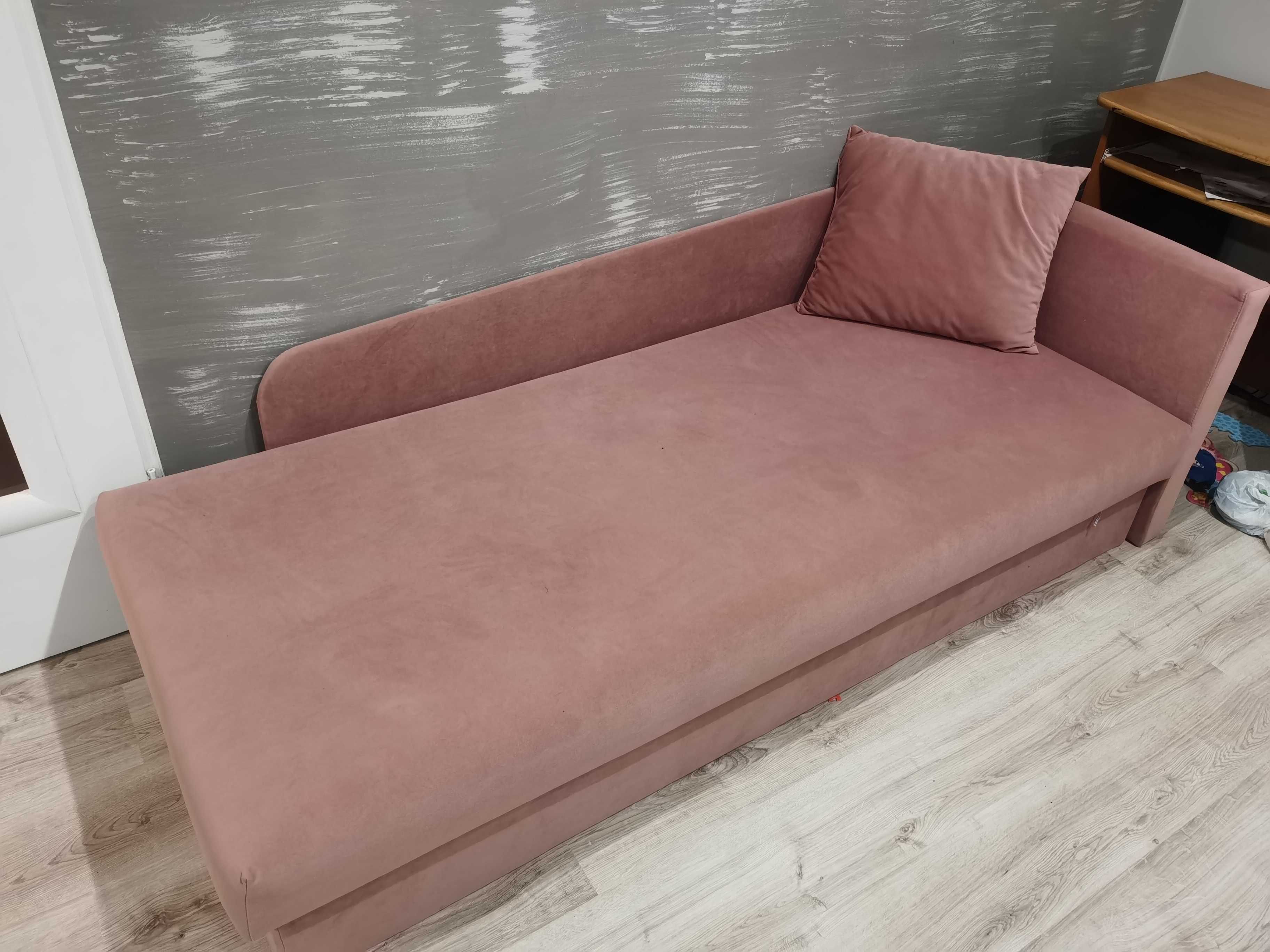 Tapczan / sofa rozkladany