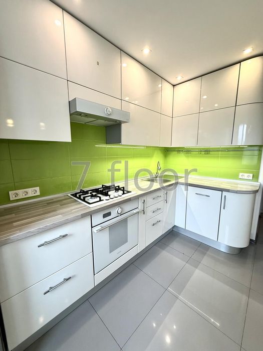 3 кімнатна квартира метро Героїв Дніпра Оболонь ТРЦ Дрім Таун