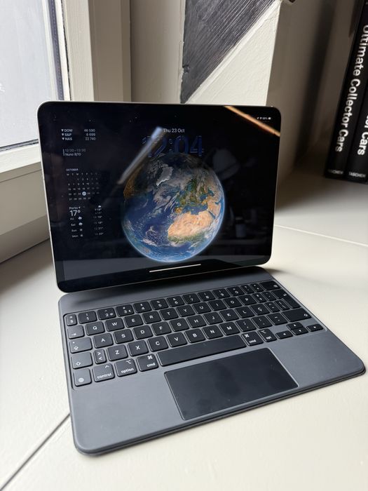 iPad Pro 11 - 4a Geração - 256GB - WiFi + Cellular