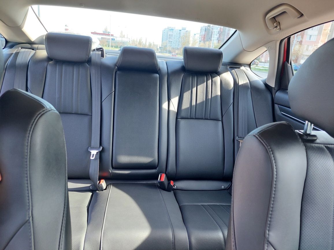 Honda Accord 10-покоління