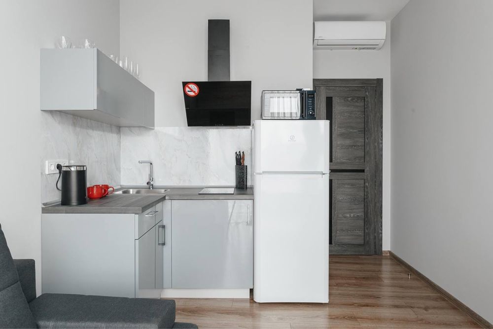 16 Flor!Grey Apartment with 2 rooms in Arcadia
