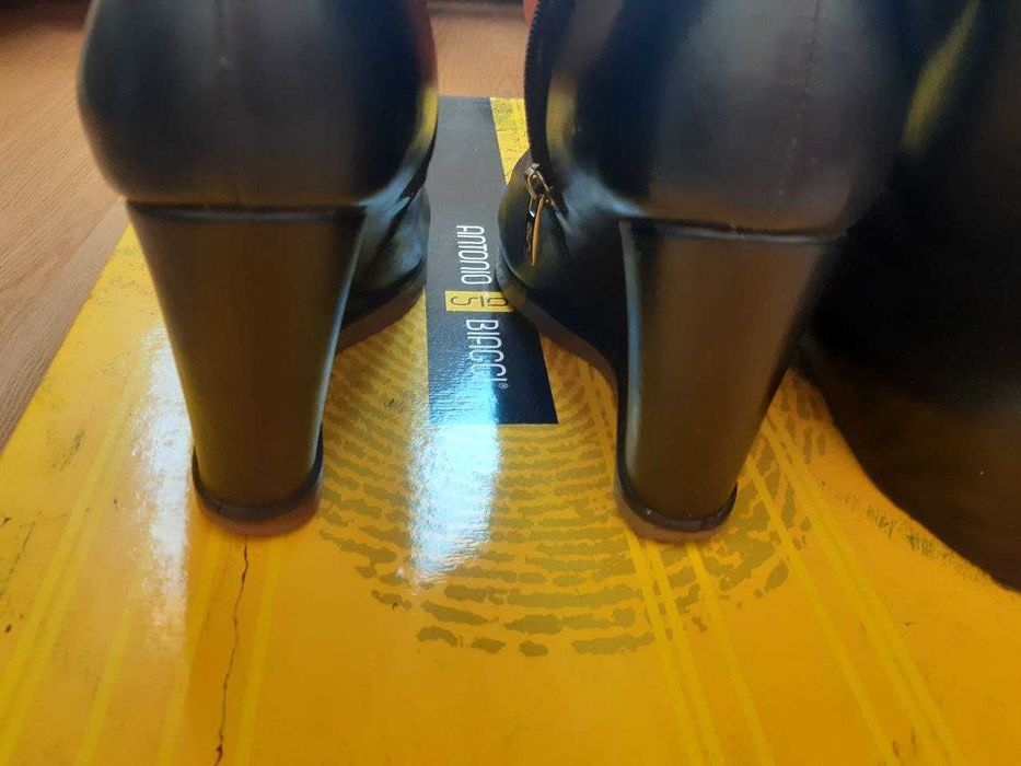 Сапоги  Antonio Biaggi , кожа.