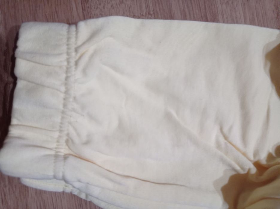 Nowe spodnie dresowe