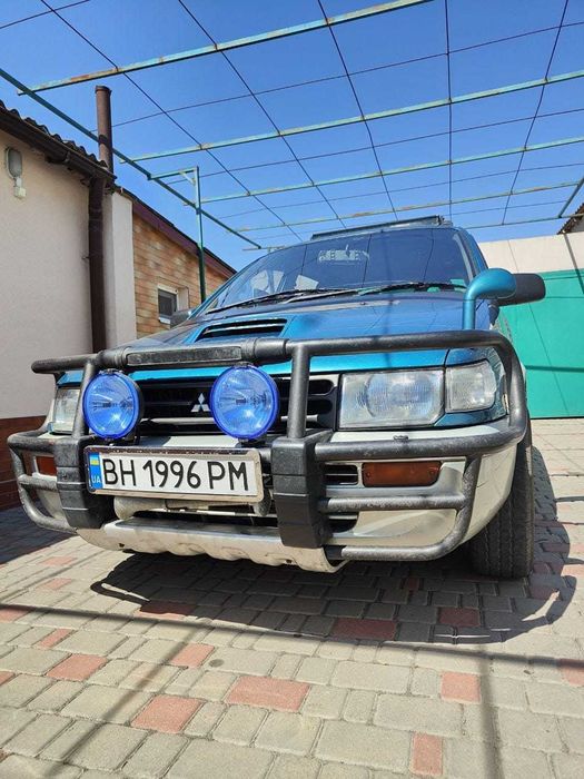 Mitsubishi RVR 1995