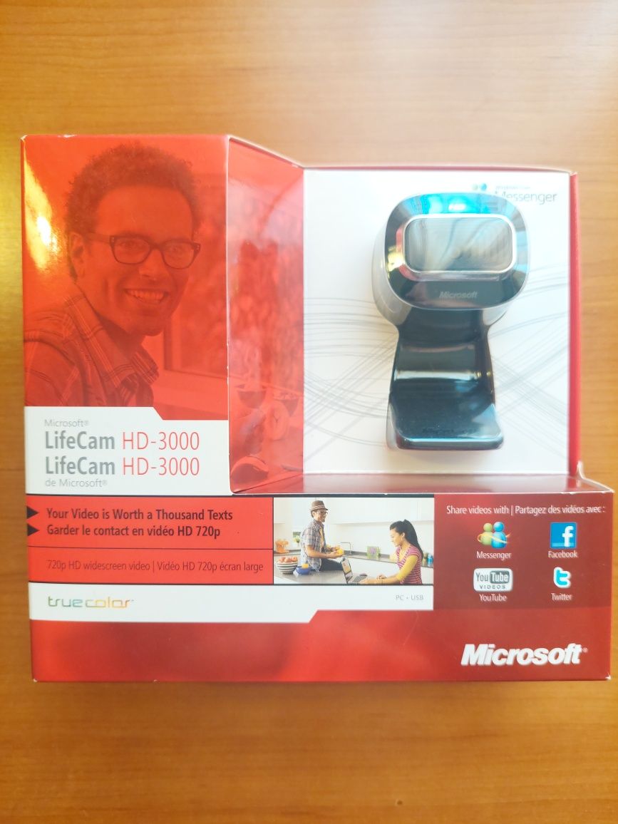 Life cam HD 3000 nova e selada da Microsoft.