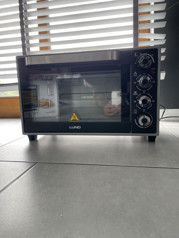 Nowy piekarnik elektryczny LUND 28l 1600W