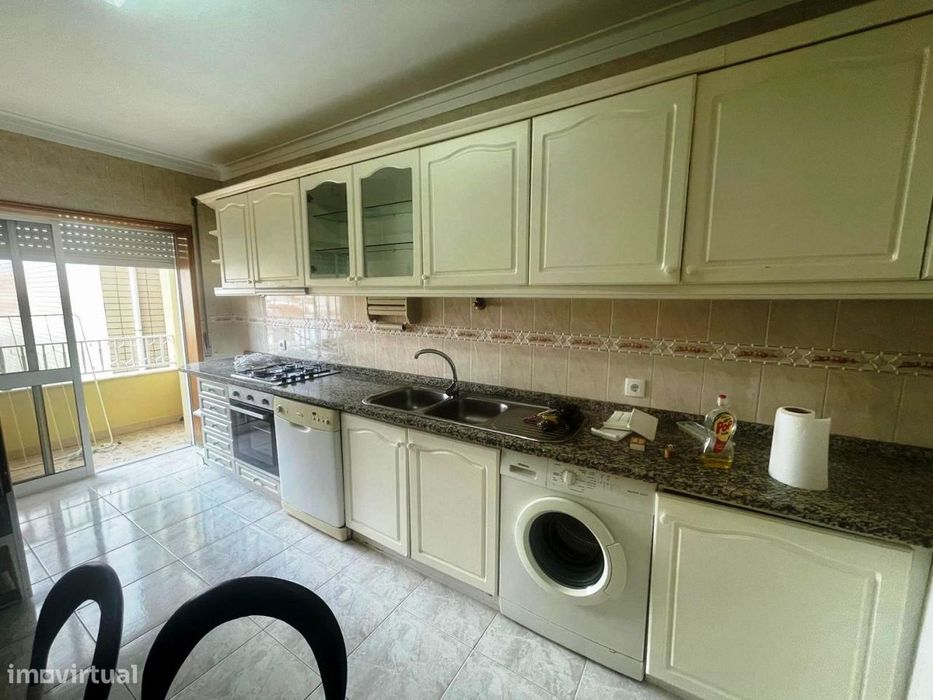 Apartamento T3 Moderno para Arrendamento em pleno Centro da Póvoa de