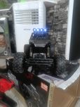 Nowy samochód zdalnie sterowany 4x4