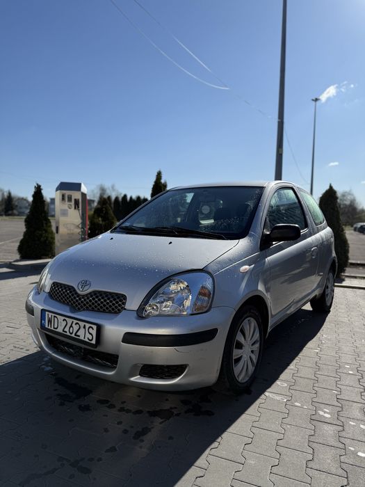 Wynajem samochodu | Toyota Yaris | Оренда машин