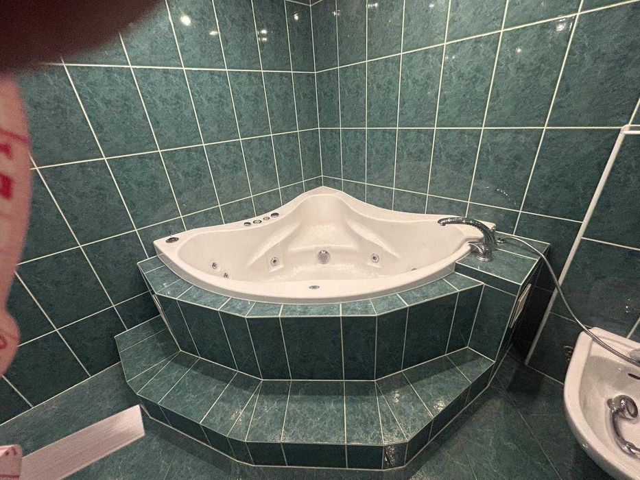 Wanna z hydromasażem, sprawna , jacuzzi