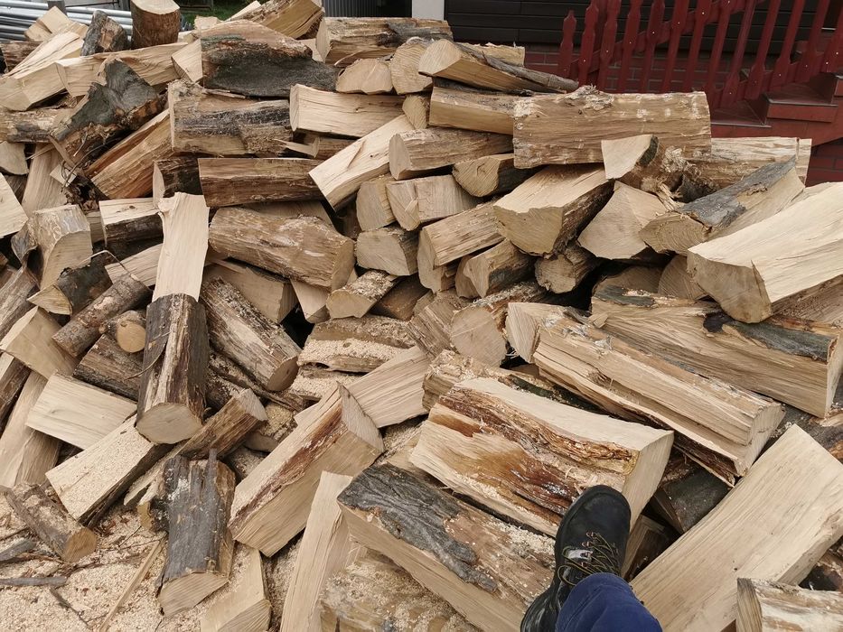 Drewno Opałowe Kominkowe Buk Grab Sezonowany Transport